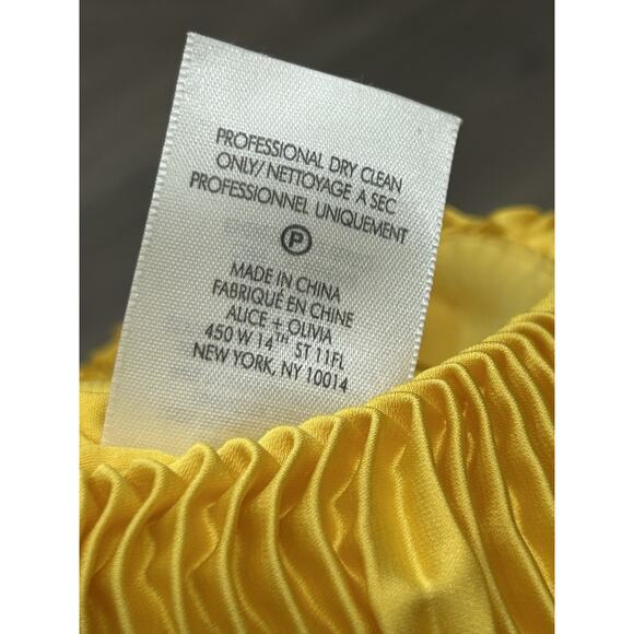 NWT Alice + Olivia Powell Yellow Pleated Wide Leg Side Cut Out Jumpsuit Size 6 - Picture 14 of 15